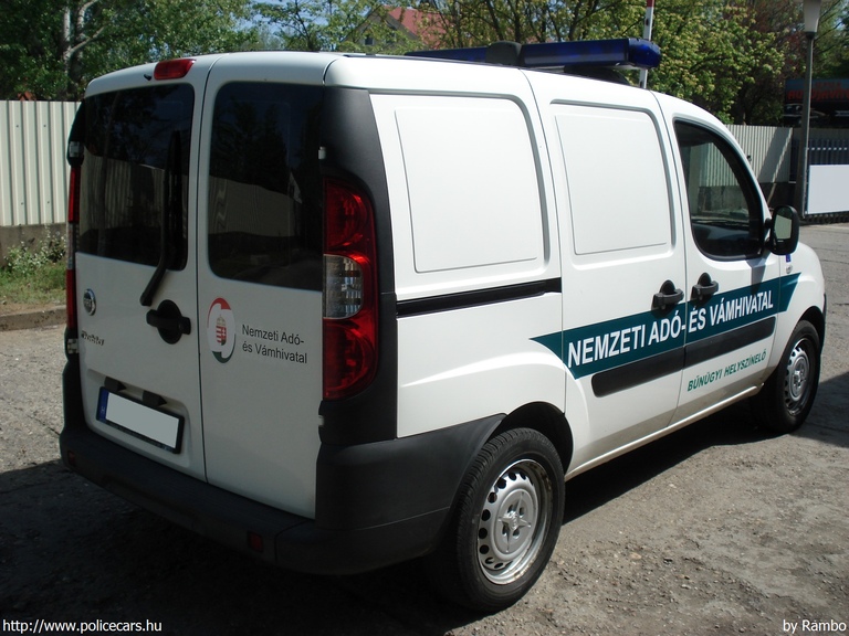 Fiat Doblo, Nemzeti Adó- és Vámhivatal, fotó: Rambo
Keywords: vám magyar Magyarország NAV VPOP pénzügyőrség Hungary hungarian customs