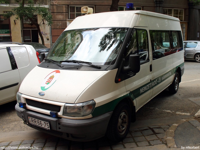 Ford Transit, Nemzeti Adó- és Vámhivatal, fotó: HNorbert
Keywords: vám magyar Magyarország NAV VPOP pénzügyőrség RR66-75 Hungary hungarian customs