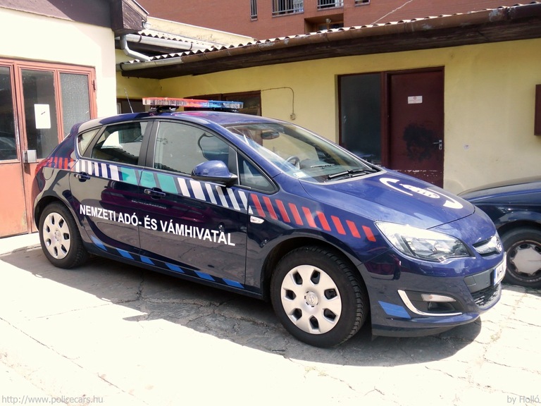 Opel Astra J 1.4 Turbo, Nemzeti Adó- és Vámhivatal, fotó: Holló
Keywords: vám magyar Magyarország NAV VPOP pénzügyőrség MHN-122 Hungary hungarian customs