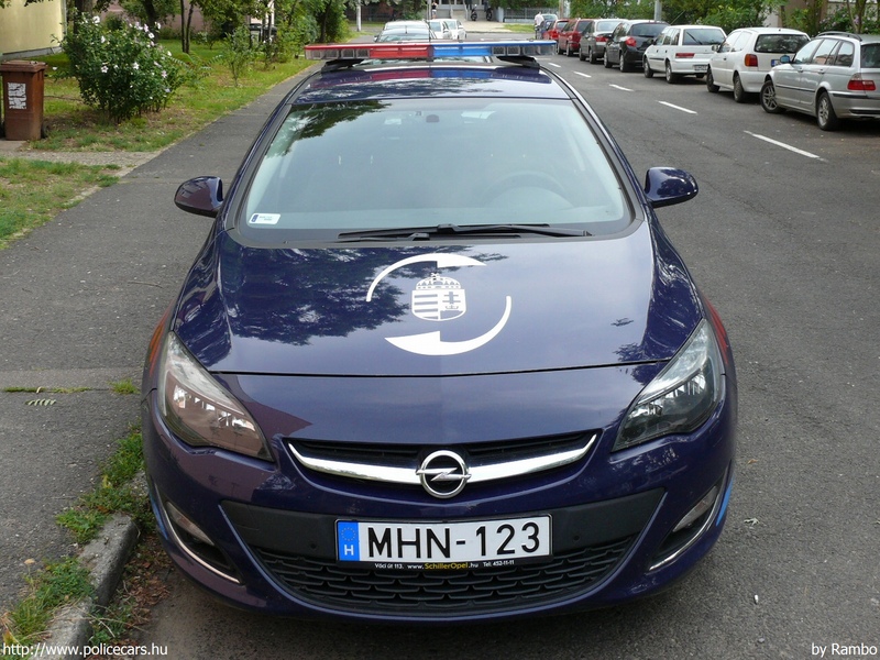 Opel Astra J 1.4 Turbo, Nemzeti Adó- és Vámhivatal, fotó: Rambo
Keywords: vám magyar Magyarország NAV VPOP pénzügyőrség MHN-123 Hungary hungarian customs