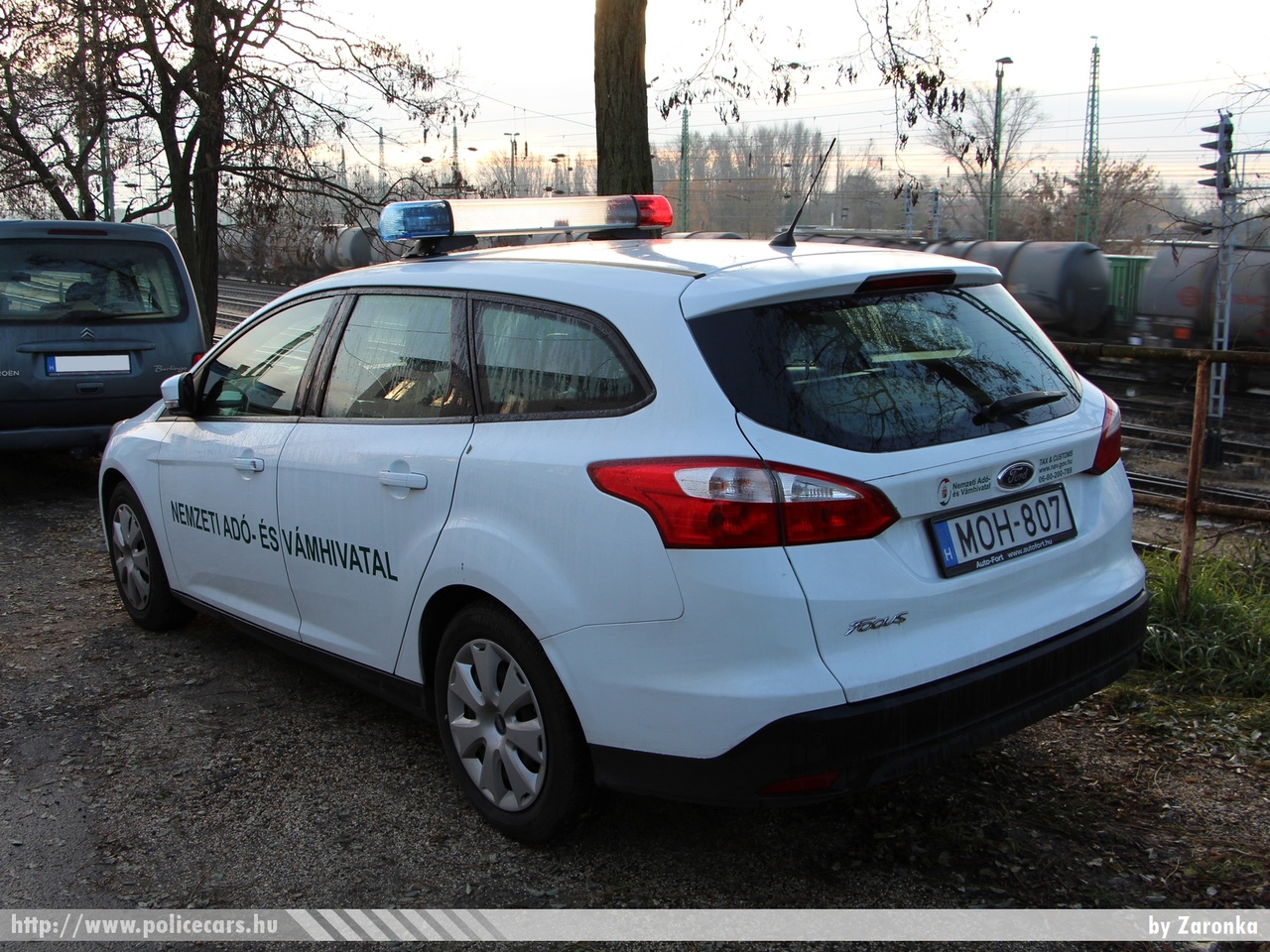 Ford Focus, Nemzeti Adó- és Vámhivatal, fotó: Zaronka
Keywords: vám magyar Magyarország NAV VPOP pénzügyőrség Hungary hungarian customs MOH-807