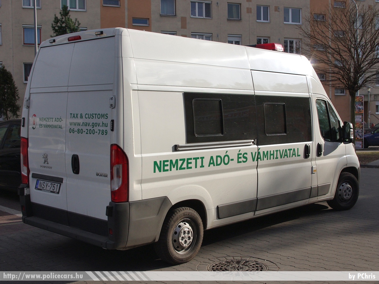 Peugeot Boxer, Nemzeti Adó- és Vámhivatal, fotó: PChris
Keywords: vám magyar Magyarország NAV VPOP pénzügyőrség Hungary hungarian customs NSY-751