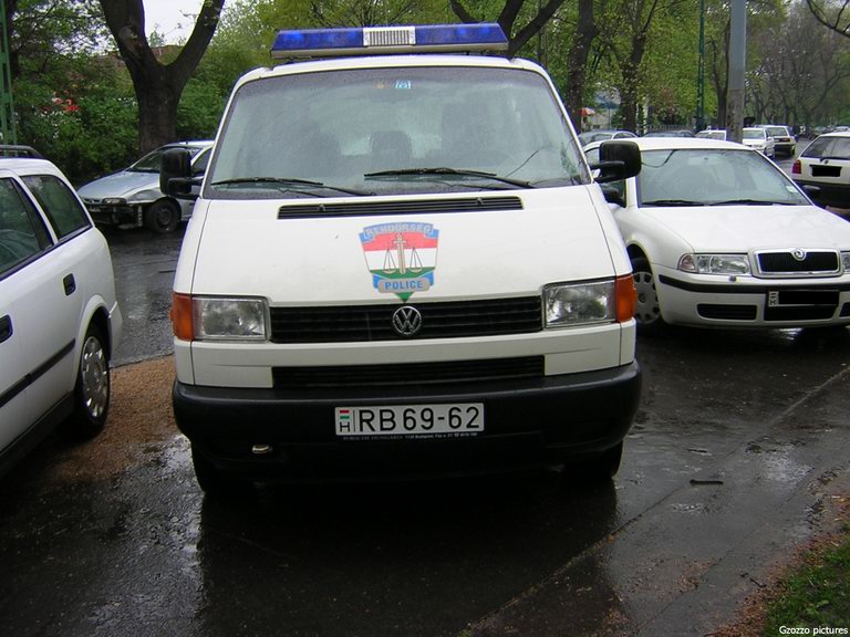 Volkswagen Transporter T4, fotó: Gzozzo pictures
Keywords: rendőrség rendőr rendőrautó magyar Magyarország RB69-62