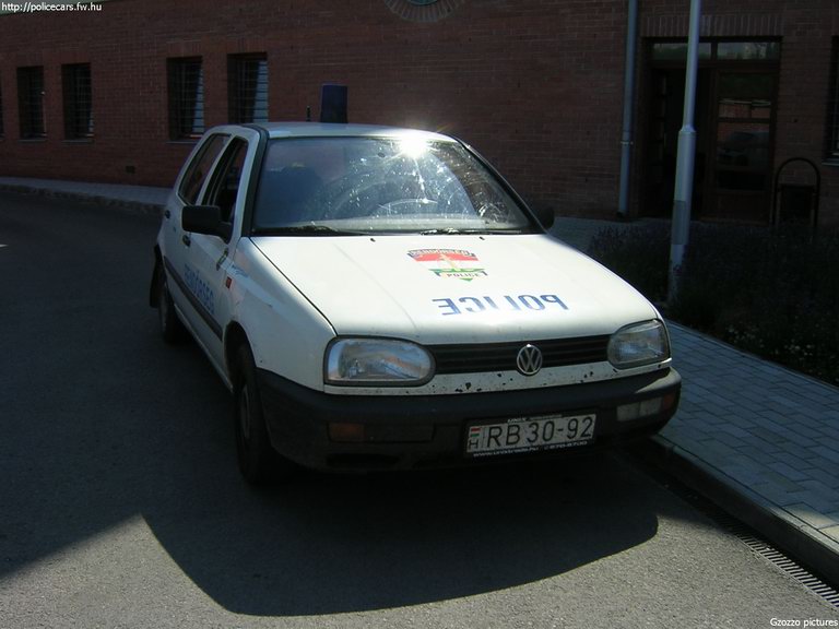 Volkswagen Golf III, fotó: Gzozzo pictures
Keywords: rendőrség rendőr rendőrautó magyar Magyarország RB30-92
