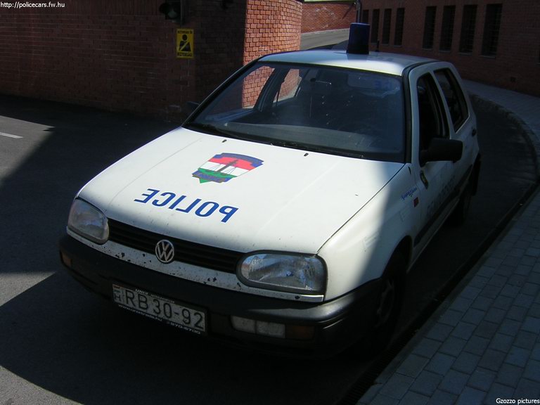 Volkswagen Golf III, fotó: Gzozzo pictures
Keywords: rendőrség rendőr rendőrautó magyar Magyarország RB30-92