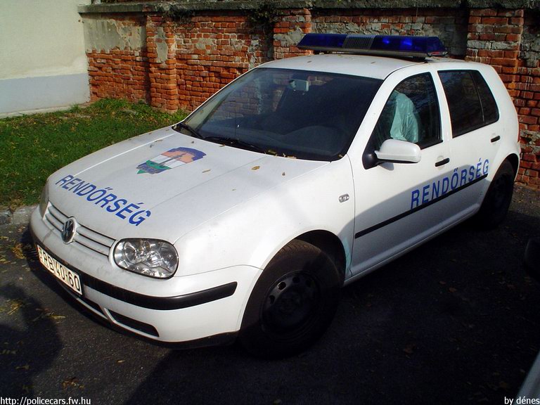 Volkswagen Golf IV, fotó: dénes
Keywords: rendőrség rendőr rendőrautó magyar Magyarország RB40-60