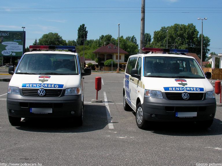 Volkswagen Transporter T5, fotó: Gzozzo pictures
Keywords: rendőrség rendőr rendőrautó magyar Magyarország 