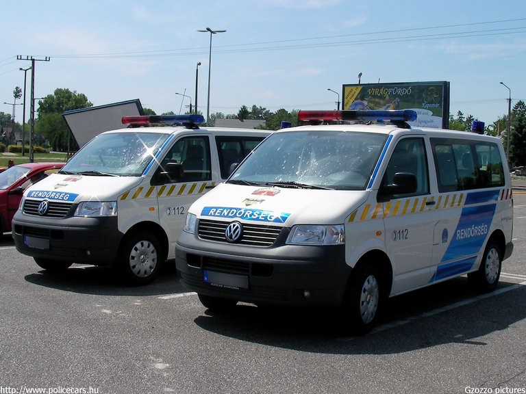 Volkswagen Transporter T5, fotó: Gzozzo pictures
Keywords: rendőrség rendőr rendőrautó magyar Magyarország 