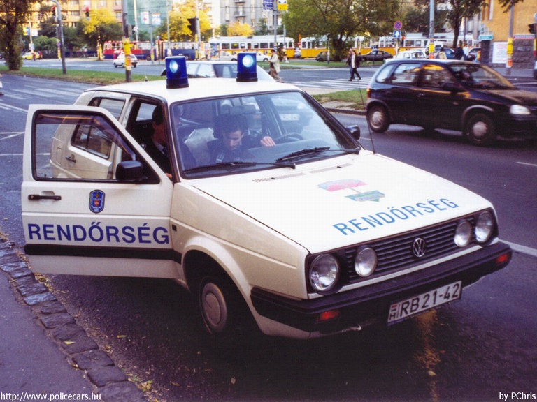 Volkswagen Golf II, fotó: PChris
Keywords: rendőrség rendőr rendőrautó magyar Magyarország RB21-42