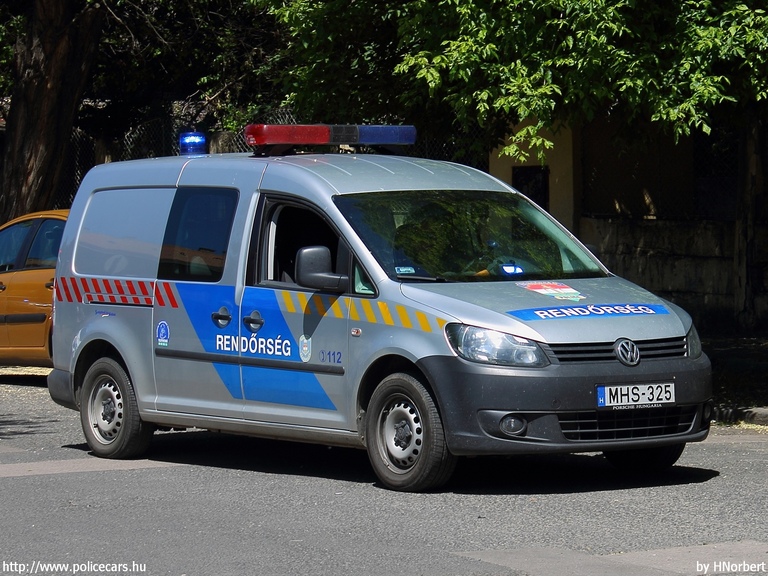 Volkswagen Caddy, fotó: HNorbert
Keywords: rendőrautó rendőrség rendőr magyar Magyarország MHS-325