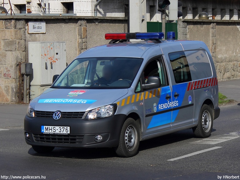 Volkswagen Caddy, fotó: HNorbert
Keywords: rendőrautó rendőrség rendőr magyar Magyarország MHS-376