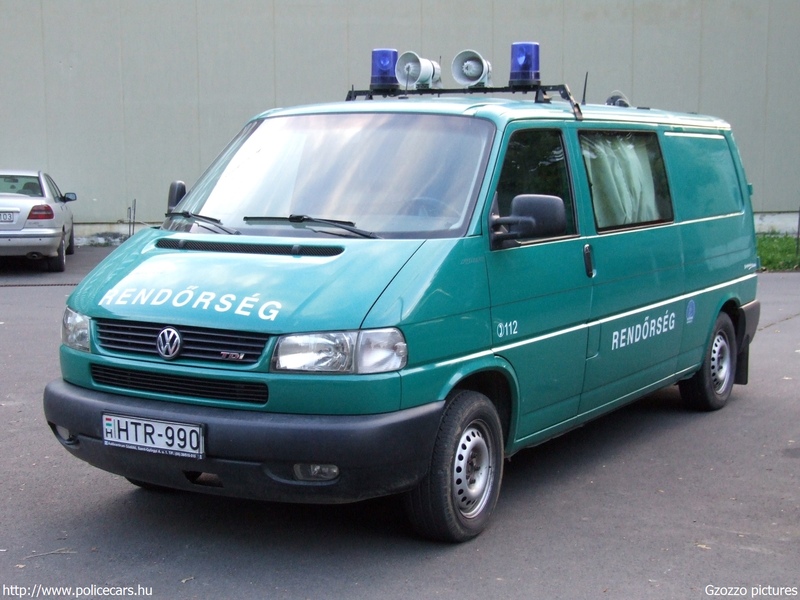 Volkswagen Transporter T4, fotó: Gzozzo pictures
Keywords: rendőr rendőrautó rendőrség magyar Magyarország HTR-990
