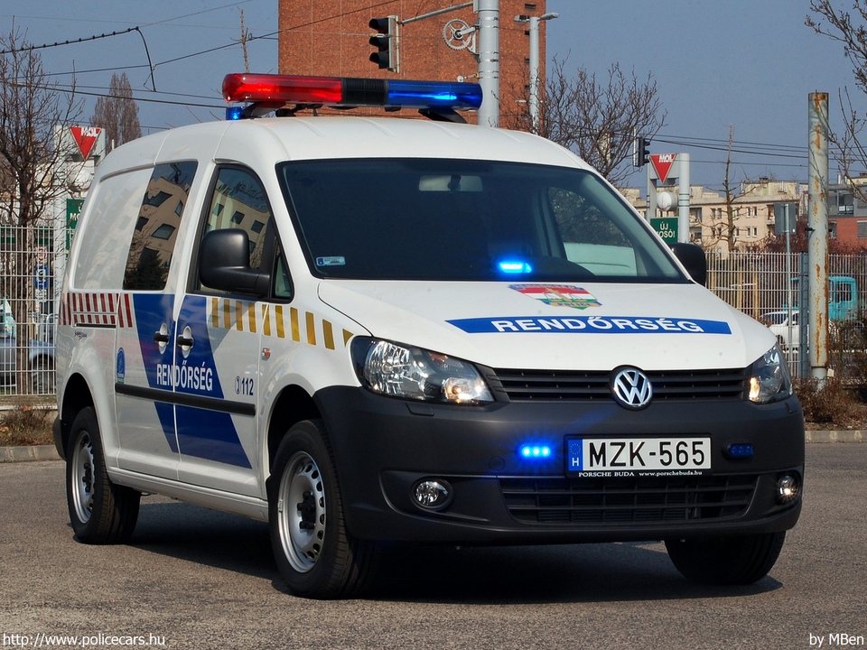 Volkswagen Caddy Maxi 2.0 TDI 4Motion, fotó: MBen
Keywords: rendőr rendőrautó rendőrség magyar Magyarország MZK-565