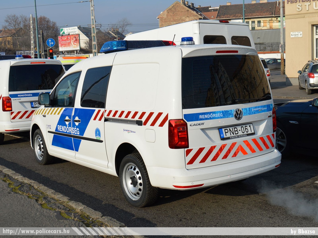 Volkswagen Caddy TDI 4Motion, fotó: Bbazsa
Keywords: PNB-061 rendőr rendőrautó rendőrség magyar Magyarország   Hungary hungarian police policecar 