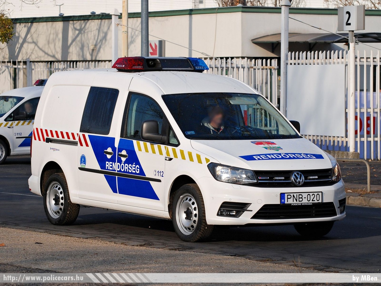 Volkswagen Caddy TDI 4Motion, fotó: MBen
Keywords: PNB-020 rendőr rendőrautó rendőrség magyar Magyarország   Hungary hungarian police policecar 