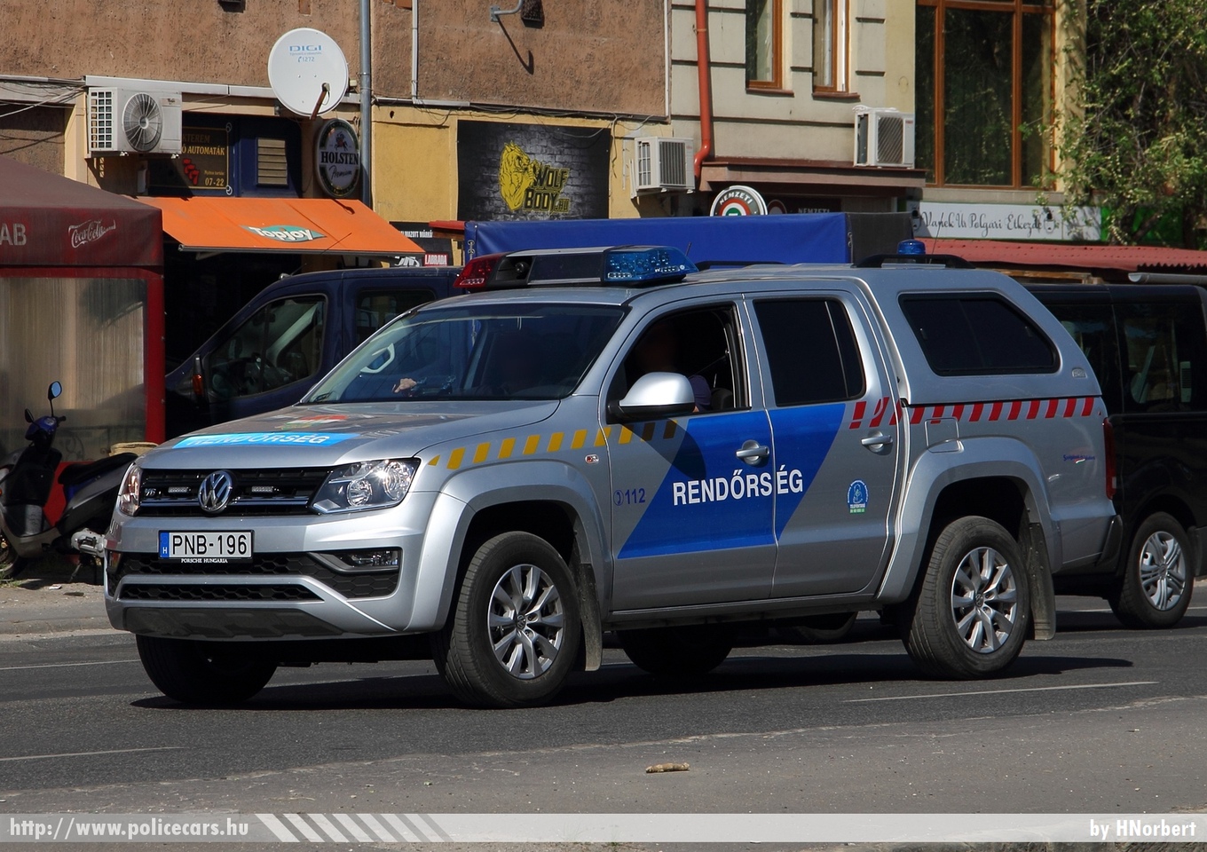 Volkswagen Amarok V6 TDI 4Motion, fotó: HNorbert
Keywords: PNB-196 rendőr rendőrautó rendőrség magyar Magyarország Hungary hungarian police policecar készenléti