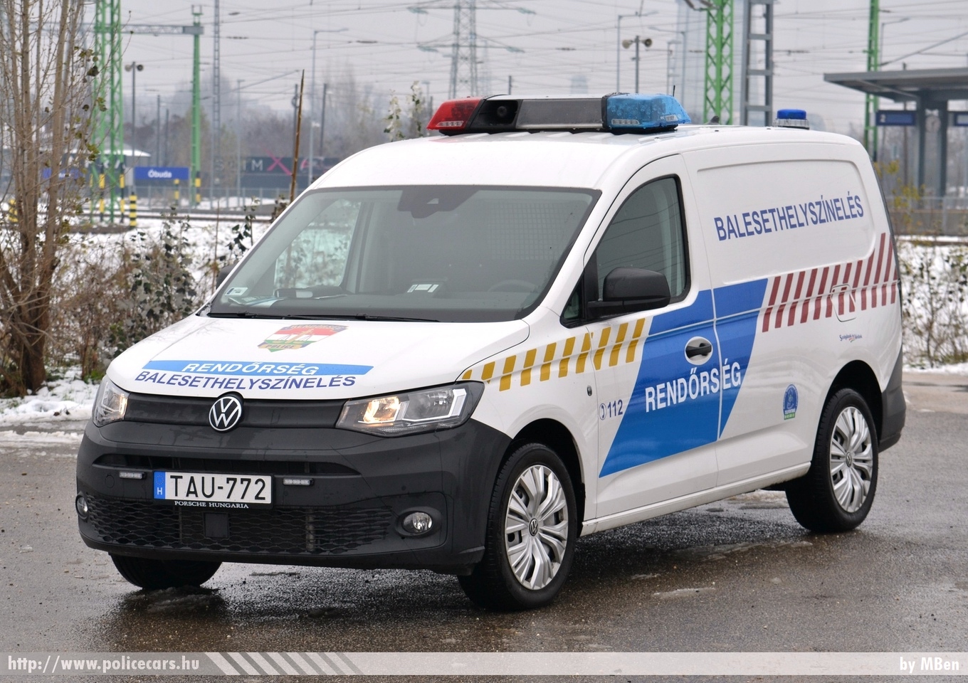 Volkswagen Caddy, fotó: MBen
Keywords: rendőr rendőrautó rendőrség magyar Magyarország Hungary hungarian police policecar TAU-772