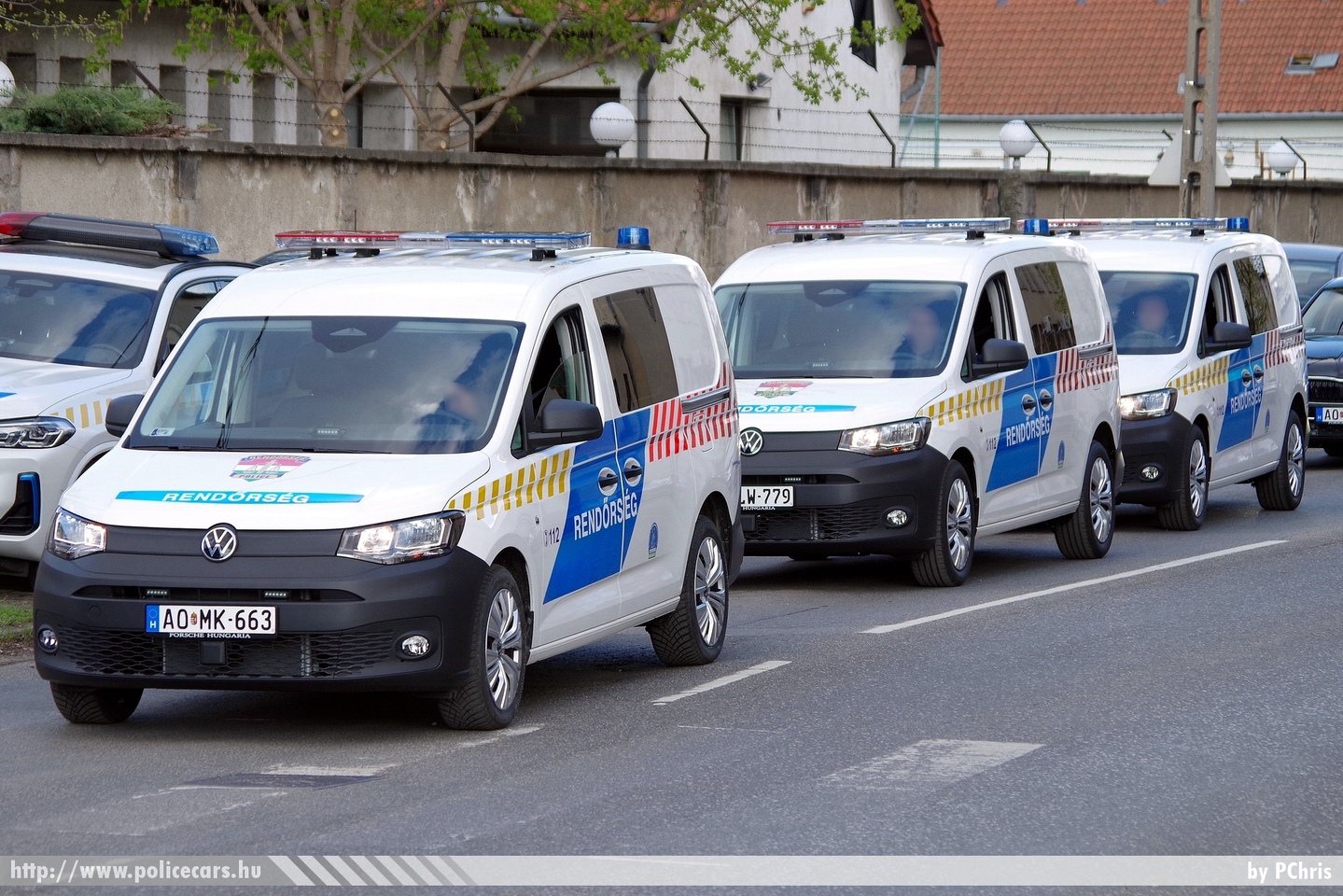 Volkswagen Caddy, fotó: PChris
Keywords: rendőr rendőrautó rendőrség magyar Magyarország Hungary hungarian police policecar AOMK-663 AOLW-779