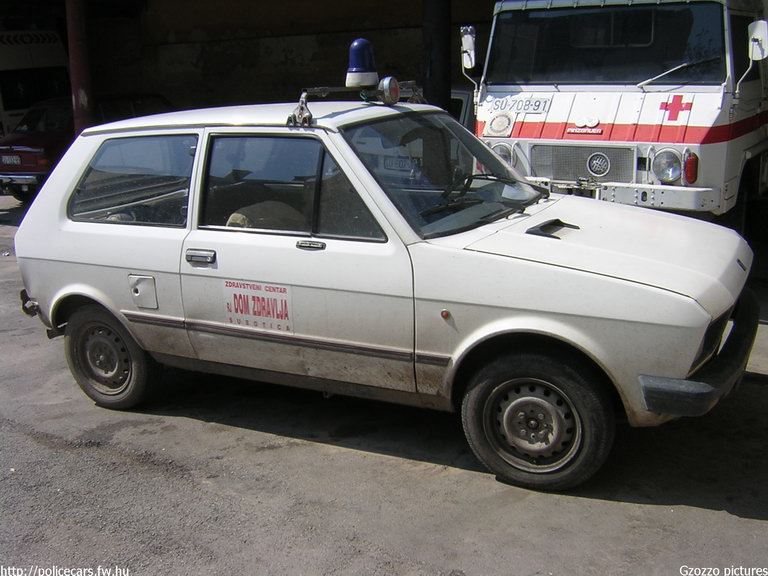 Yugo Koral, fotó: Gzozzo pictures
Keywords: Szerb szerbia mentőautó mentő serbian Serbia ambulance