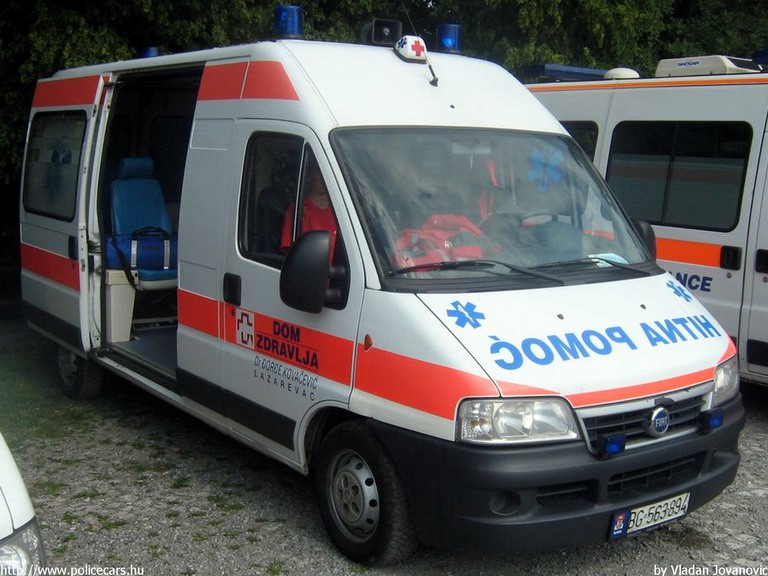 Fiat Ducato, fotó: Vladan Jovanovic
Keywords: Szerb szerbia mentőautó mentő serbian Serbia ambulance