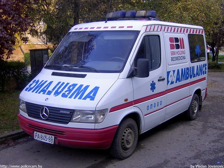Mercedes Sprinter, fotó: Vladan Jovanovic
Keywords: Szerb szerbia mentőautó mentő serbian Serbia ambulance