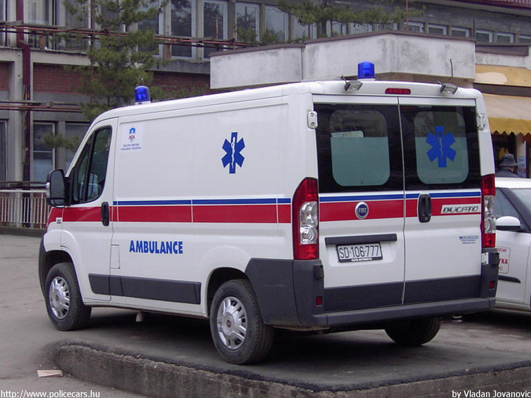 Fiat Ducato, fotó: Vladan Jovanovic
Keywords: Szerb szerbia mentőautó mentő serbian Serbia ambulance