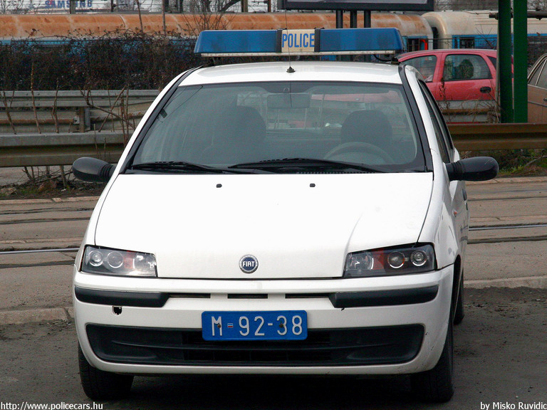 Fiat Punto, fotó: Misko Ruvidic
Keywords: szerb Szerbia rendőrség rendőr rendőrautó Serbia serbian police policecar