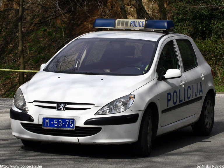 Peugeot 307, fotó: Misko Ruvidic
Keywords: szerb Szerbia rendőr rendőrség rendőrautó Serbia serbian police policecar