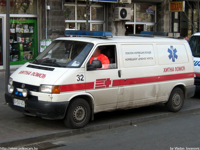 Volkswagen Transporter T4, fotó: Vladan Jovanovic
Keywords: Szerb szerbia mentőautó mentő serbian Serbia ambulance