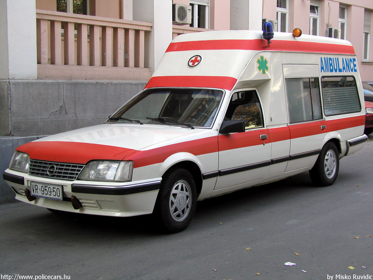 Opel Senator, fotó: Misko Ruvidic
Keywords: Szerb szerbia mentőautó mentő serbian Serbia ambulance