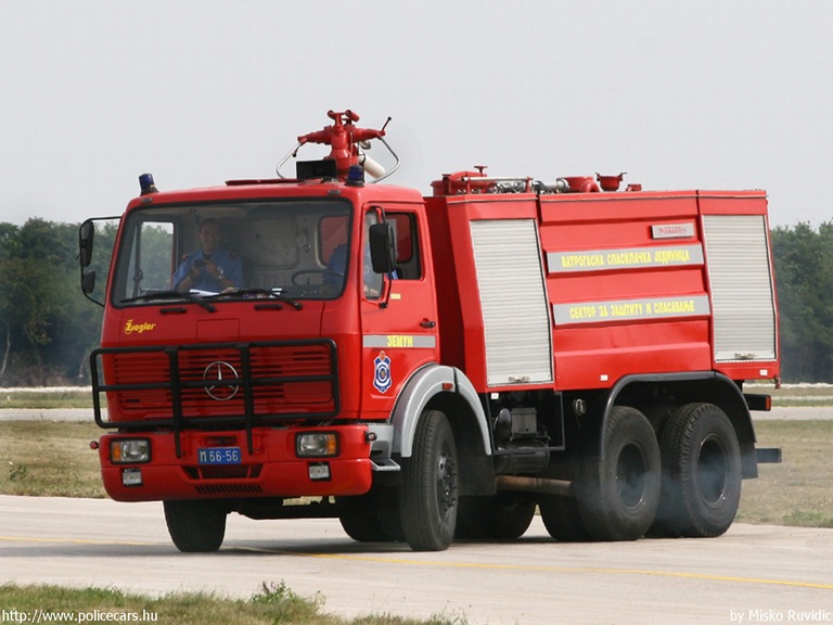 Mercedes, fotó: Misko Ruvidic
Keywords: Szerb szerbia tûzoltóautó tûzoltó katonai Serbia serbian military fire firetruck
