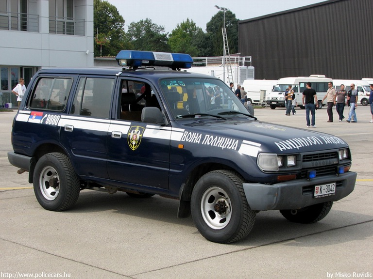Toyota Land Cruiser, fotó: Misko Ruvidic
Keywords: szerb Szerbia rendőr rendőrautó rendőrség katonai rendészet Serbia serbian military police policecar