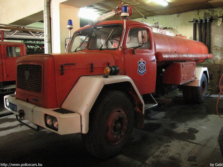 TAM 170 T14, fotó: Gabi
Keywords: szerb Szerbia tûzoltó tûzoltóautó tûzoltóság Serbia serbian fire firetruck