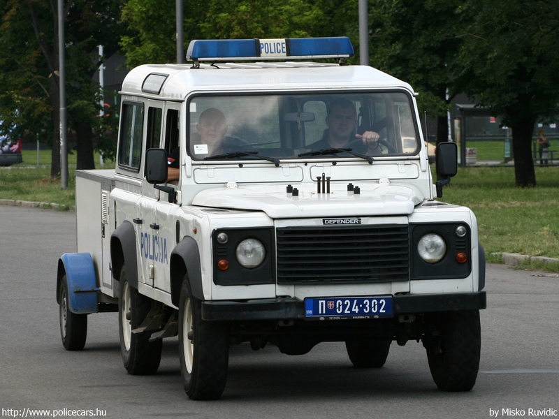 Land Rover Defender, fotó: Misko Ruvidic
Keywords: szerb Szerbia rendőr rendőrautó rendőrség Serbia serbian police policecar