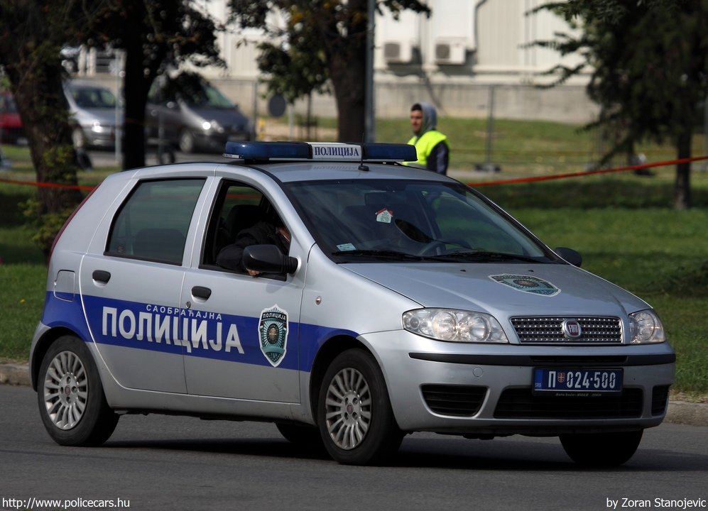 Fiat Punto, fotó: Zoran Stanojevic
Keywords: szerb Szerbia rendőr rendőrautó rendőrség Serbia serbian police policecar