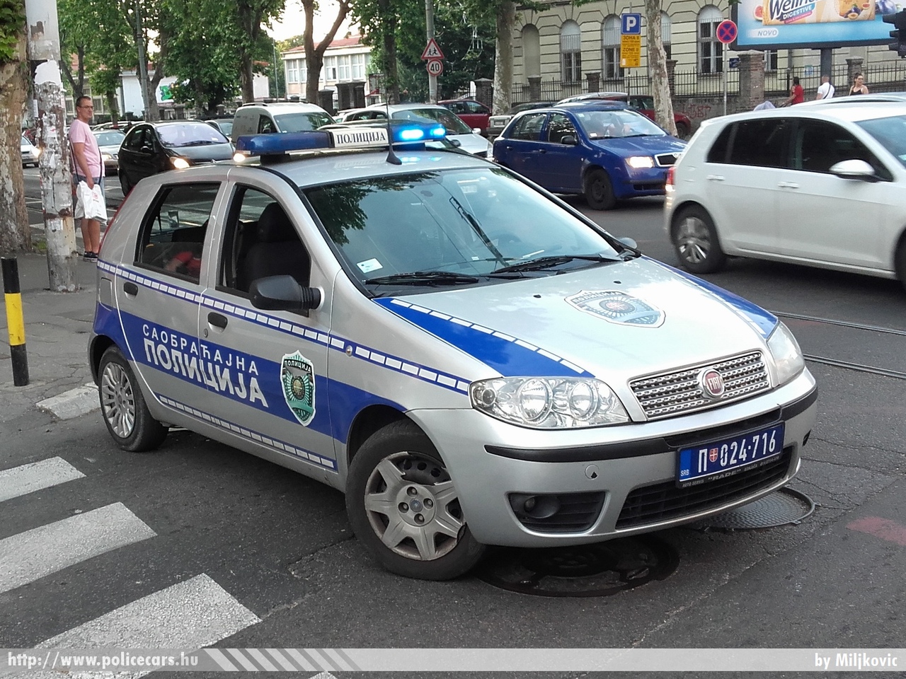Fiat Punto, fotó: Miljkovic
Keywords: szerb Szerbia rendőr rendőrautó rendőrség Serbia serbian police policecar