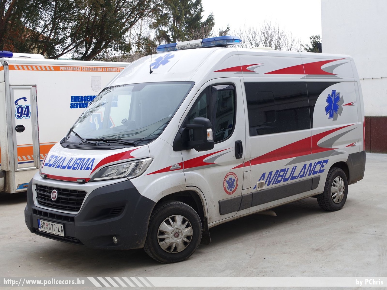 Fiat Ducato, fotó: PChris
Keywords: szerb Szerbia mentő mentőautó Serbia serbian ambulance