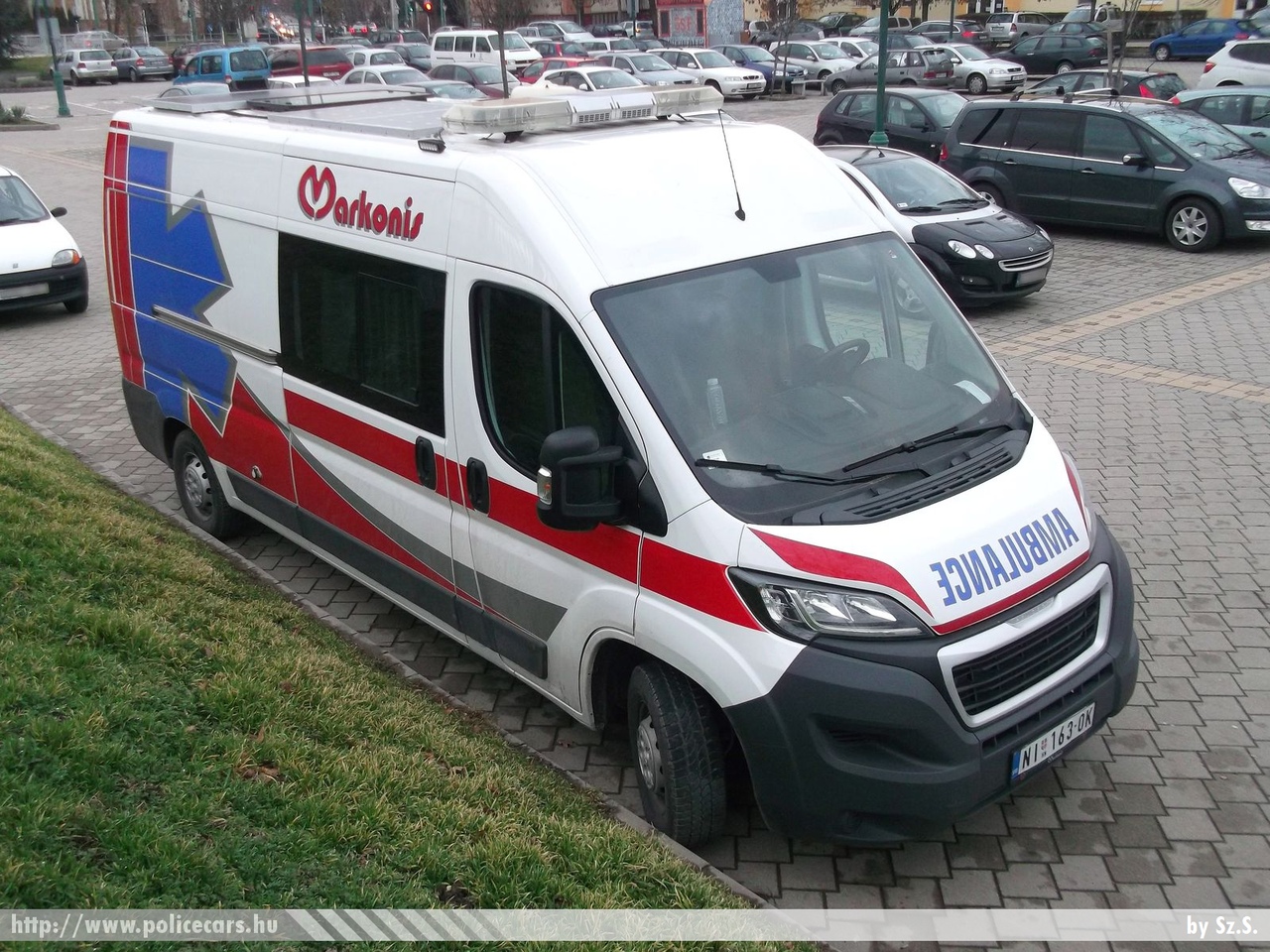 Peugeot Boxer, fotó: Sz.S.
Keywords: szerb Szerbia mentő mentőautó Serbia serbian ambulance