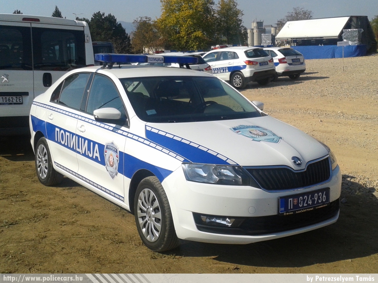 Skoda Rapid, fotó: Petrezselyem Tamás
Keywords: szerb Szerbia rendőr rendőrautó rendőrség Serbia serbian police policecar