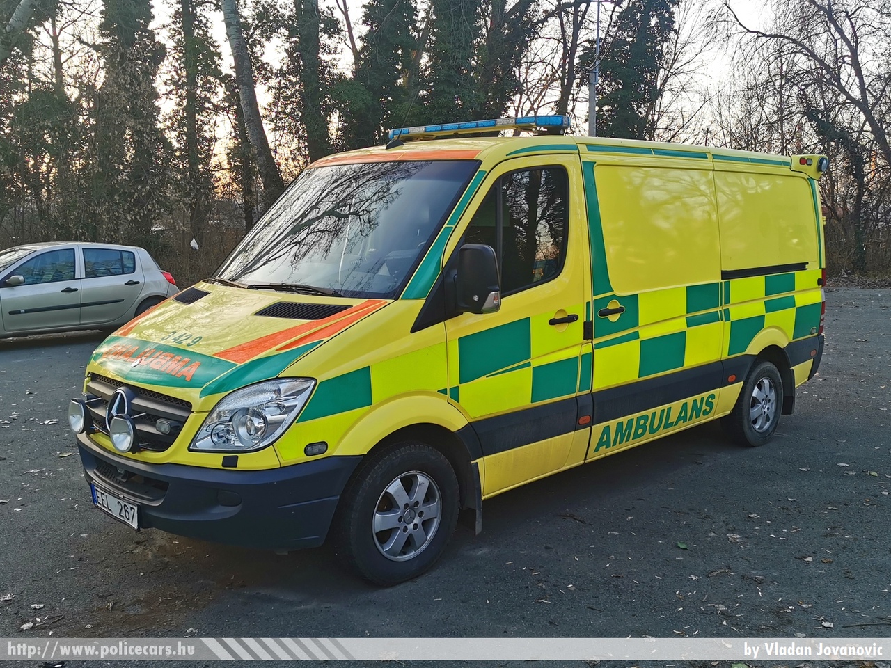 Mercedes Sprinter II , fotó: Vladan Jovanovic
Keywords: szerb Szerbia mentő mentőautó Serbia serbian ambulance