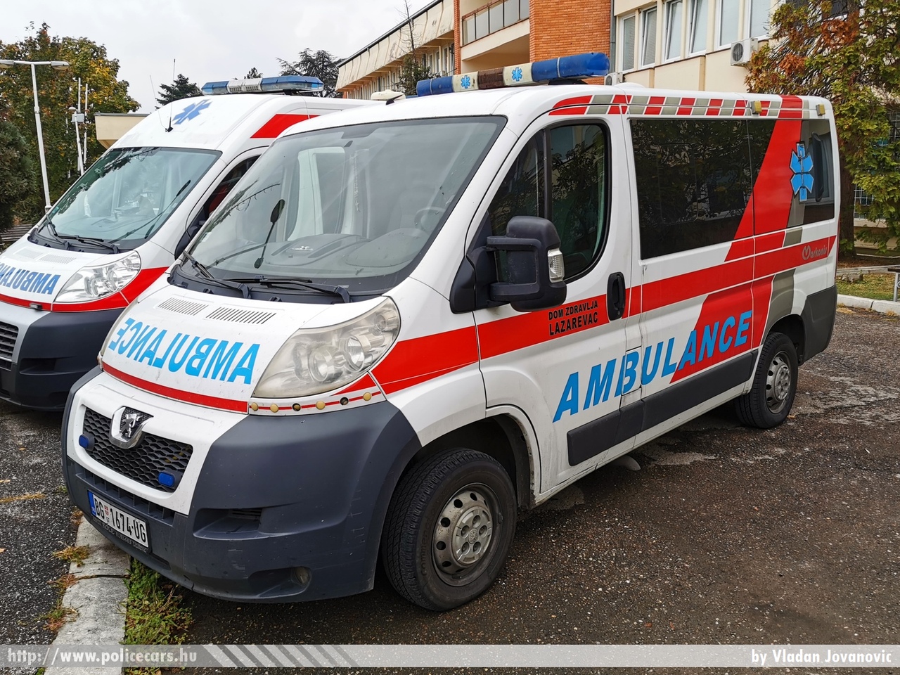 Peugeot Boxer, fotó: Vladan Jovanovic
Keywords: szerb Szerbia mentő mentőautó Serbia serbian ambulance