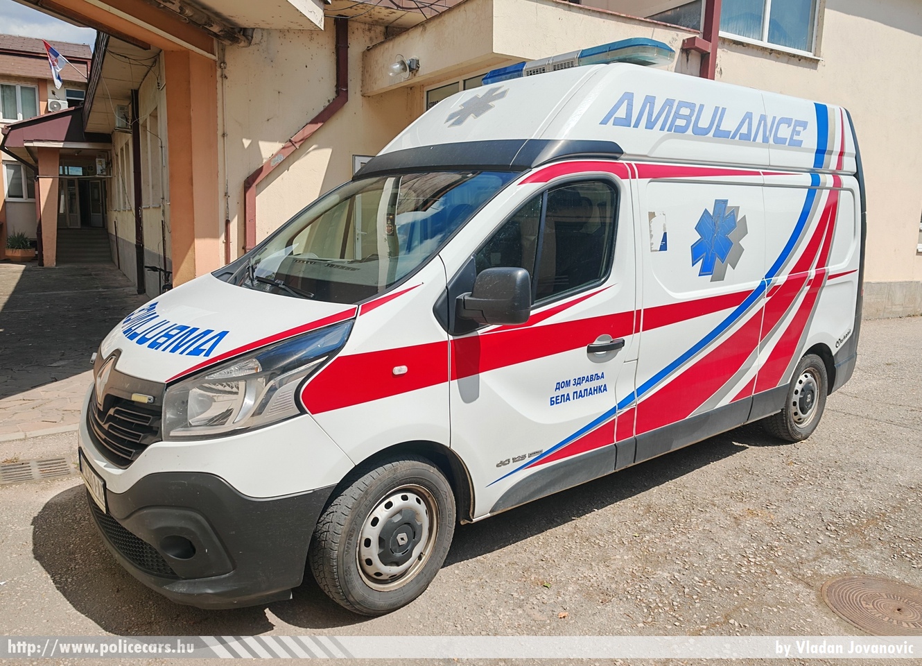 Renault Trafic, Dom zdravlja Bela Palanka, fotó: Vladan Jovanovic
Keywords: szerb Szerbia mentő mentőautó Serbia serbian ambulance