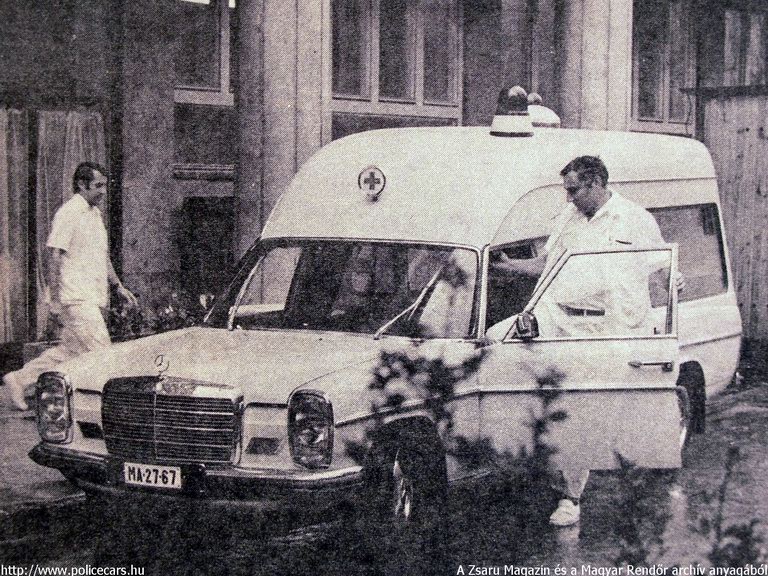 Mercedes, A [url=http://www.zsaru.hu]Zsaru Magazin[/url], illetve elõdje, a Magyar Rendõr archív fotója
Keywords: rendőr rendőrautó rendőrség